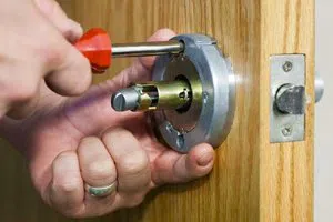 Gold Locksmith Store Fort Lauderdale, FL 954-364-3657 - lock-replace